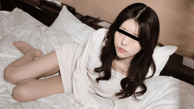 100524_01 - Em gái chân dài muốn làm người mẫu - rwbxzqoo.co.uk