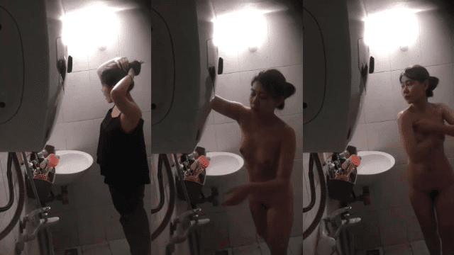 Thêm 1 em xinh gái dáng ngon đi tắm bị quay lén - rwbxzqoo.co.uk